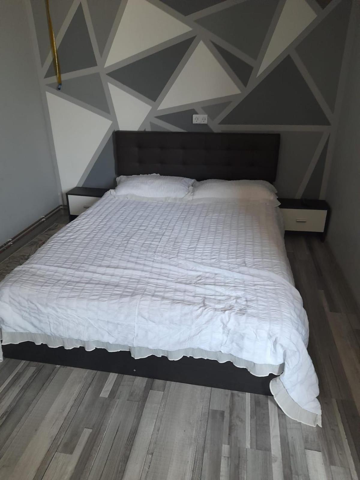 클루지나포카 Garsoniera Sic Zona Terapia Zona Linistita La Casa Cu Parcare 아파트 외부 사진