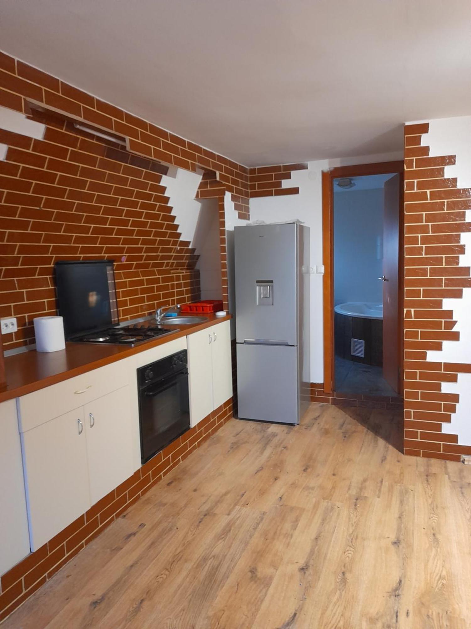 클루지나포카 Garsoniera Sic Zona Terapia Zona Linistita La Casa Cu Parcare 아파트 외부 사진